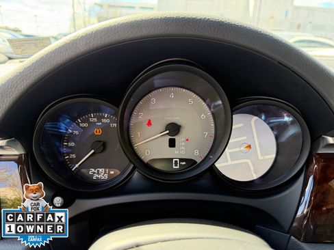 Used 2023 Porsche Macan S image 11