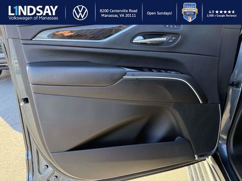 Used 2021 Cadillac Escalade Sport Platinum w/ LPO, ONYX Package image 8