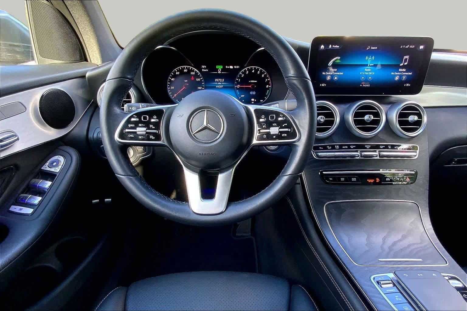 Used 2020 Mercedes-Benz GLC 350e 4MATIC image 6