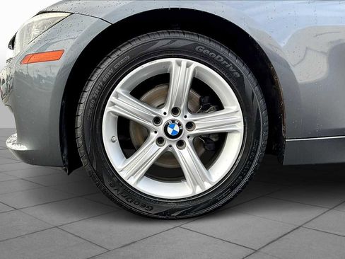 Used 2013 BMW 320i Sedan image 10