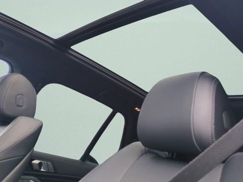 Used 2022 BMW X5 sDrive40i w/ Premium Package image 25