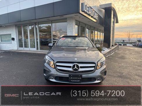 Used 2017 Mercedes-Benz GLA 250 4MATIC image 9