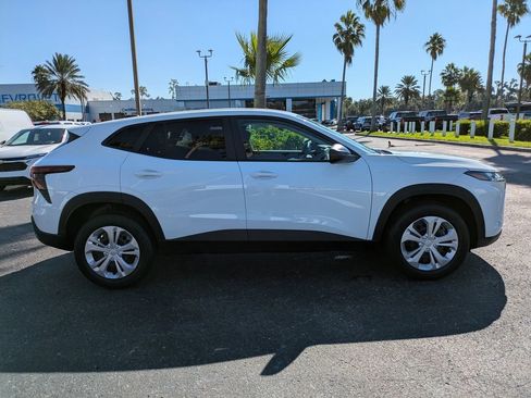 New 2026 Chevrolet Trax LS w/ Driver Confidence Package image 3