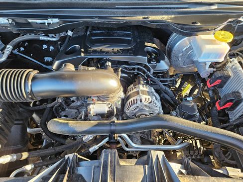 Used 2022 RAM 1500 Laramie AWD/4WD image 35