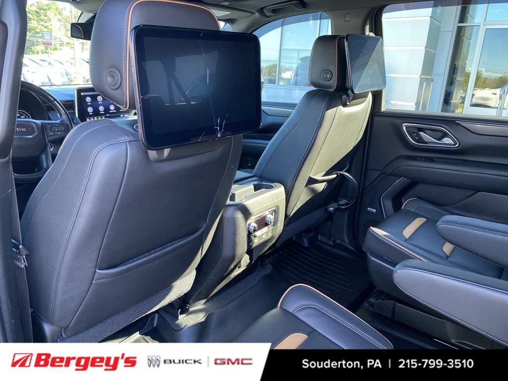 Used 2021 GMC Yukon XL AT4 w/ AT4 Premium Plus Package AWD/4WD image 25