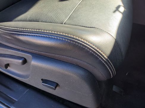 Used 2012 Jeep Liberty Sport image 40