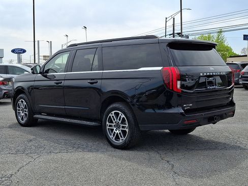 Used 2025 Ford Expedition Max Active AWD/4WD image 4