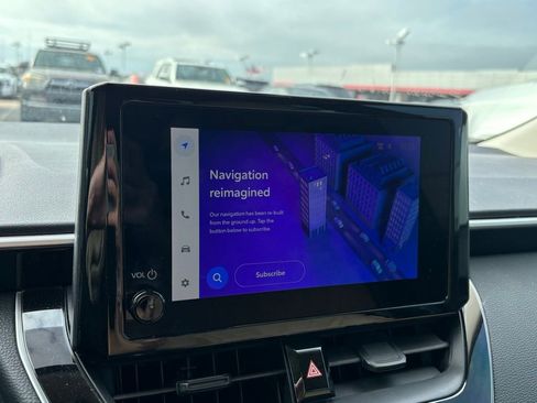 Used 2024 Toyota Corolla LE image 9