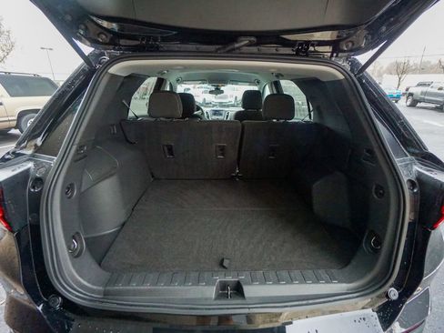 Used 2023 Chevrolet Equinox LT image 31