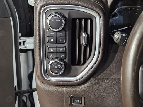 Used 2022 GMC Sierra 1500 SLT w/ SLT Premium Plus Package image 26