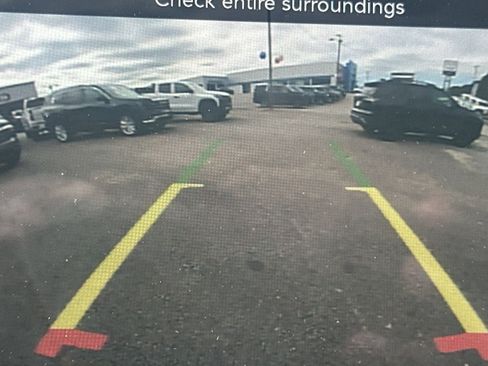 Used 2020 Chrysler Pacifica Touring-L FWD image 28