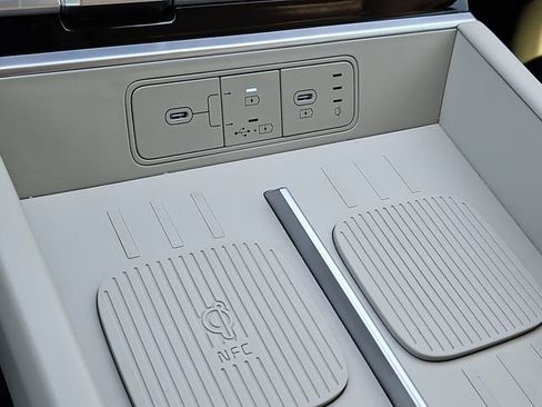 Used 2024 Hyundai Santa Fe SEL image 23