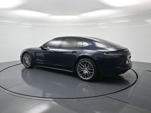 Used 2023 Porsche Panamera 4 Platinum Edition image 3