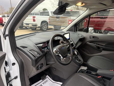 Used 2022 Ford Transit Connect XL FWD image 6