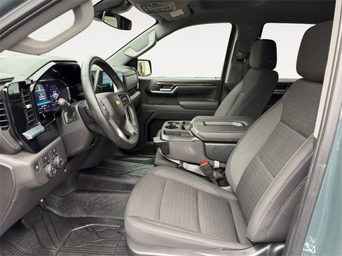 Used 2025 Chevrolet Silverado 1500 LT w/ Protection Package image 9
