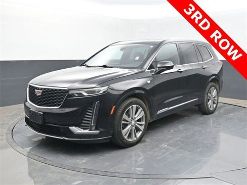 Used 2024 Cadillac XT6 Premium Luxury image 3