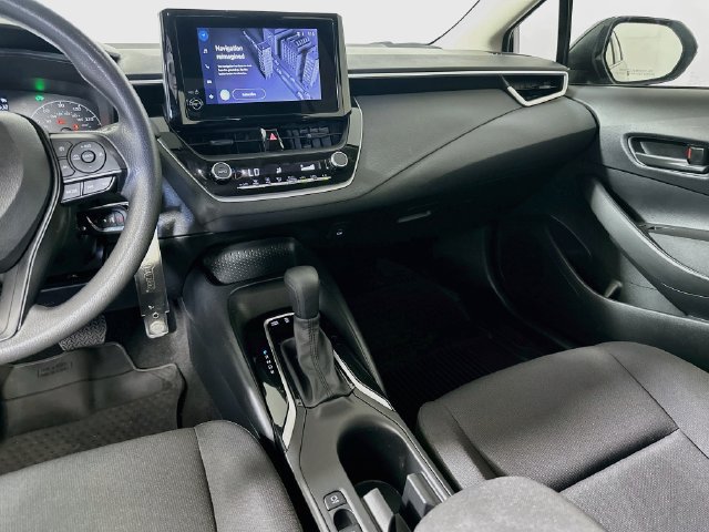 Used 2024 Toyota Corolla LE FWD image 24