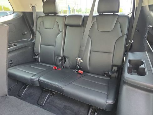 Used 2024 Kia Telluride LX FWD image 12