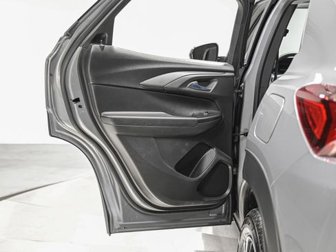 Used 2023 Chevrolet TrailBlazer LT image 25