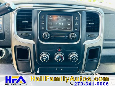 Used 2013 RAM 1500 Classic SLT w/ Premium Display Pkg RWD image 25