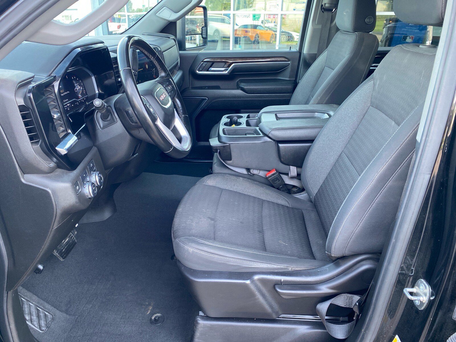 Used 2024 GMC Sierra 2500 SLE AWD/4WD image 10