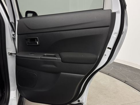 Used 2023 Mitsubishi Outlander Sport LE image 29