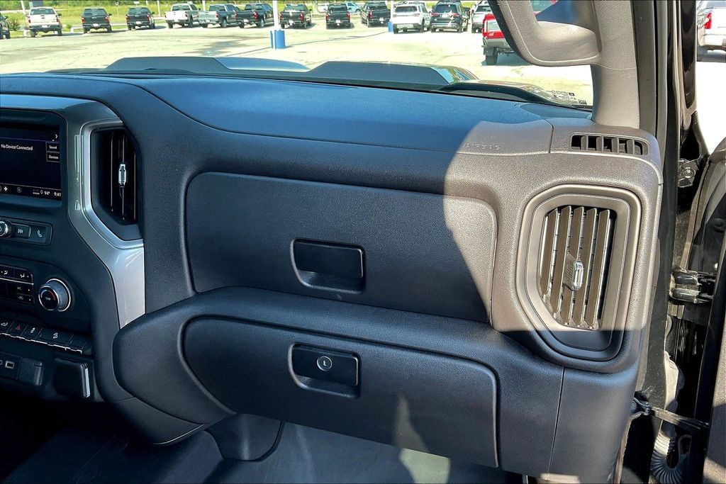Used 2024 Chevrolet Silverado 1500 Custom Trail Boss AWD/4WD image 15