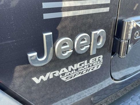 Used 2020 Jeep Wrangler Unlimited Sport S AWD/4WD image 6