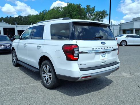 Used 2024 Ford Expedition Limited RWD image 25
