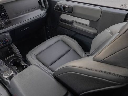 Used 2023 Ford Bronco Big Bend w/ Sasquatch Package image 23