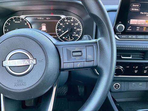 Certified 2023 Nissan Rogue S image 19