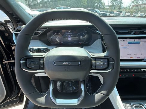 New 2026 Jeep Cherokee Limited image 21