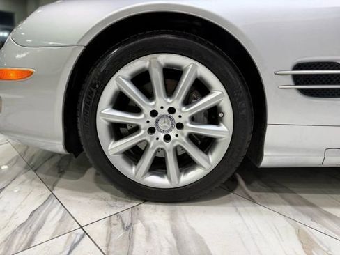 Used 2008 Mercedes-Benz SL 550 w/ P1 Pkg image 32