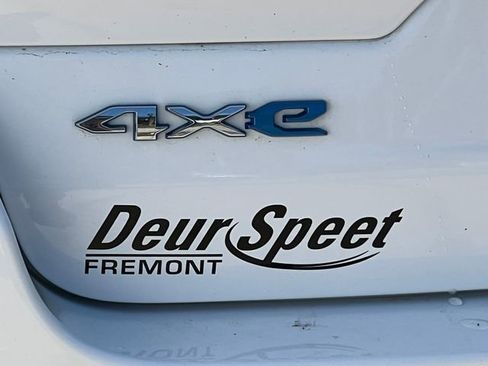 Used 2022 Jeep Grand Cherokee Limited 4xe image 2