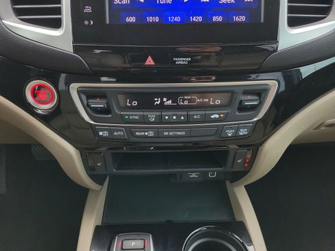 Used 2020 Honda Ridgeline RTL-E image 15