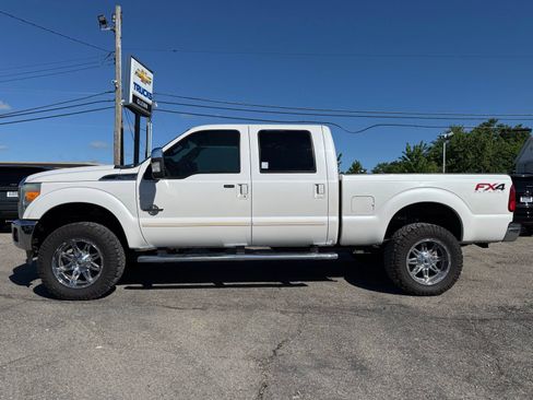 Used 2015 Ford F250 Lariat w/ Lariat Ultimate Package AWD/4WD image 5