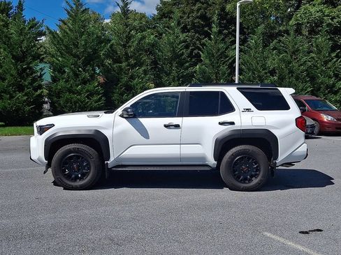 Used 2026 Toyota 4Runner TRD Off-Road Premium AWD/4WD image 7