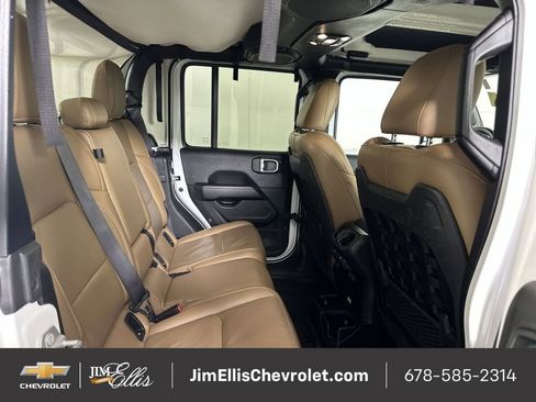 Used 2020 Jeep Gladiator Rubicon image 26