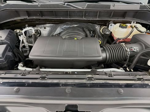 Used 2020 Chevrolet Silverado 1500 Custom w/ Custom Value Package image 28