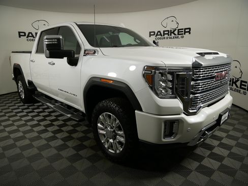 Used 2021 GMC Sierra 3500 Denali w/ Denali Ultimate Package AWD/4WD image 4