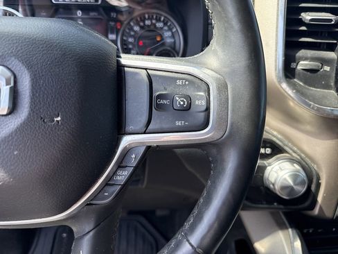 Used 2019 RAM 1500 Laramie image 15