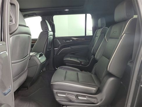 Certified 2023 Cadillac Escalade ESV Premium Luxury w/ Performance Package image 12