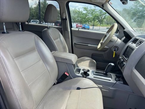 Used 2008 Ford Escape 4WD Hybrid image 16