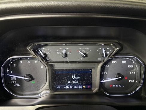 Used 2020 GMC Sierra 1500 SLE w/ SLE Value Package AWD/4WD image 10