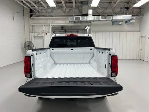 New 2026 Chevrolet Colorado LT AWD/4WD image 17