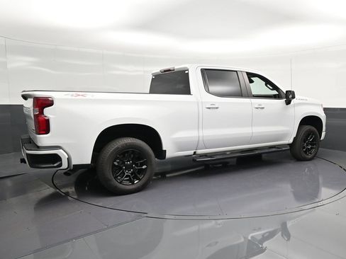 Used 2023 Chevrolet Silverado 1500 RST AWD/4WD image 3