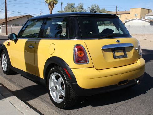 Used 2009 MINI Cooper Hardtop FWD image 6