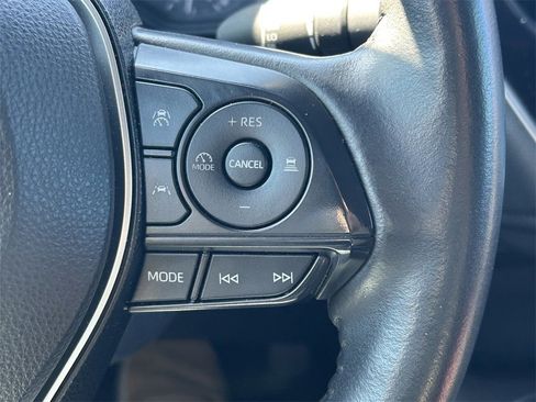 Used 2023 Toyota Corolla SE image 34