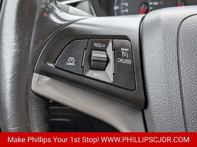 Used 2022 Chevrolet Trax LT w/ Driver Confidence Package AWD/4WD image 23