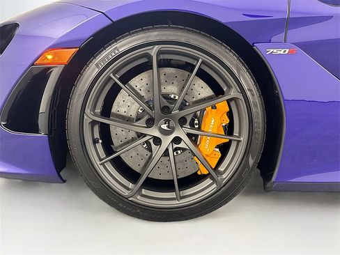 Used 2025 McLaren 750S Spider image 33